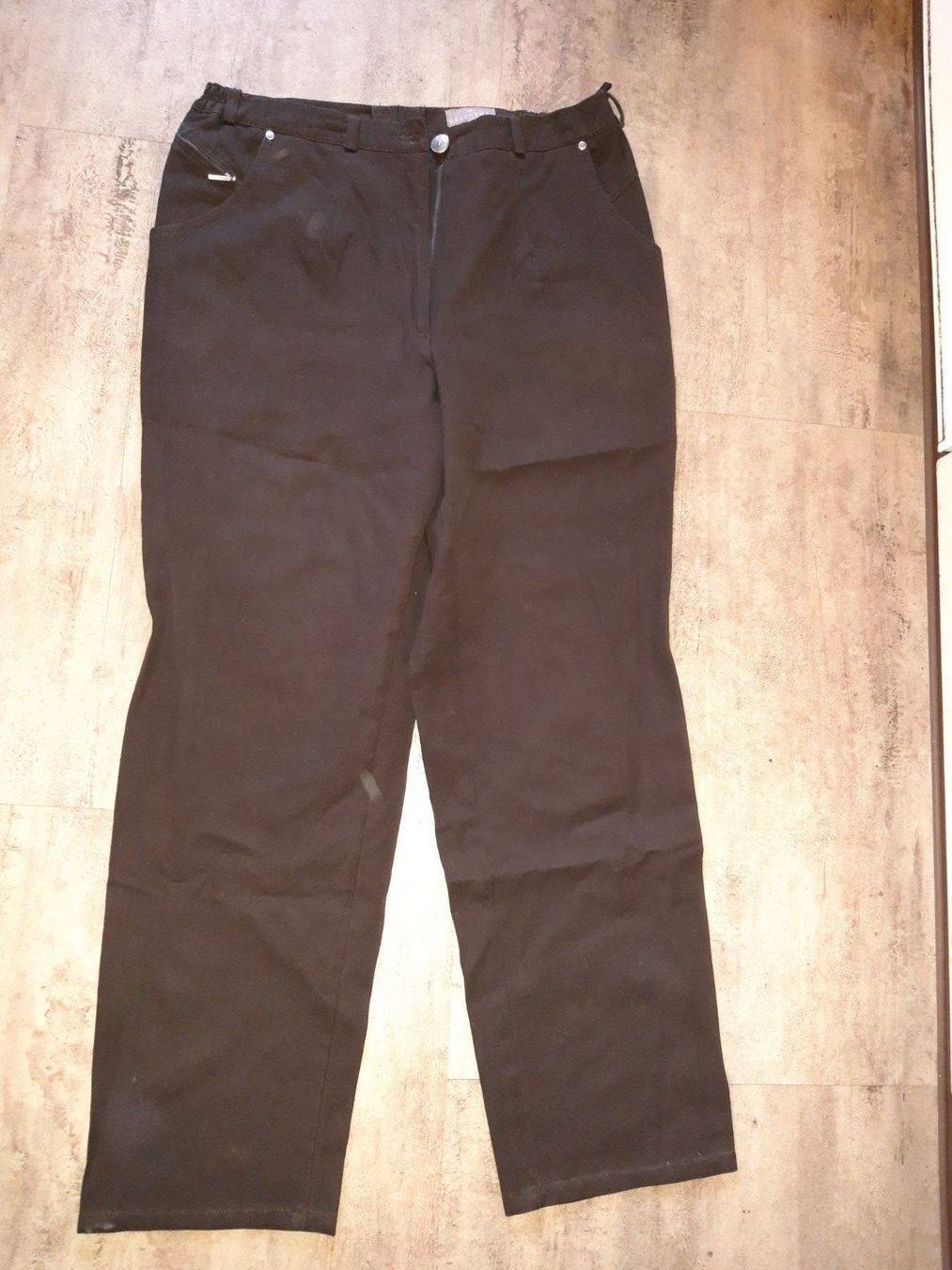 Hosen: Neuwertige Hose, Queensway, Grösse 22 – Gebraucht aus Escholzmatt von Stern777