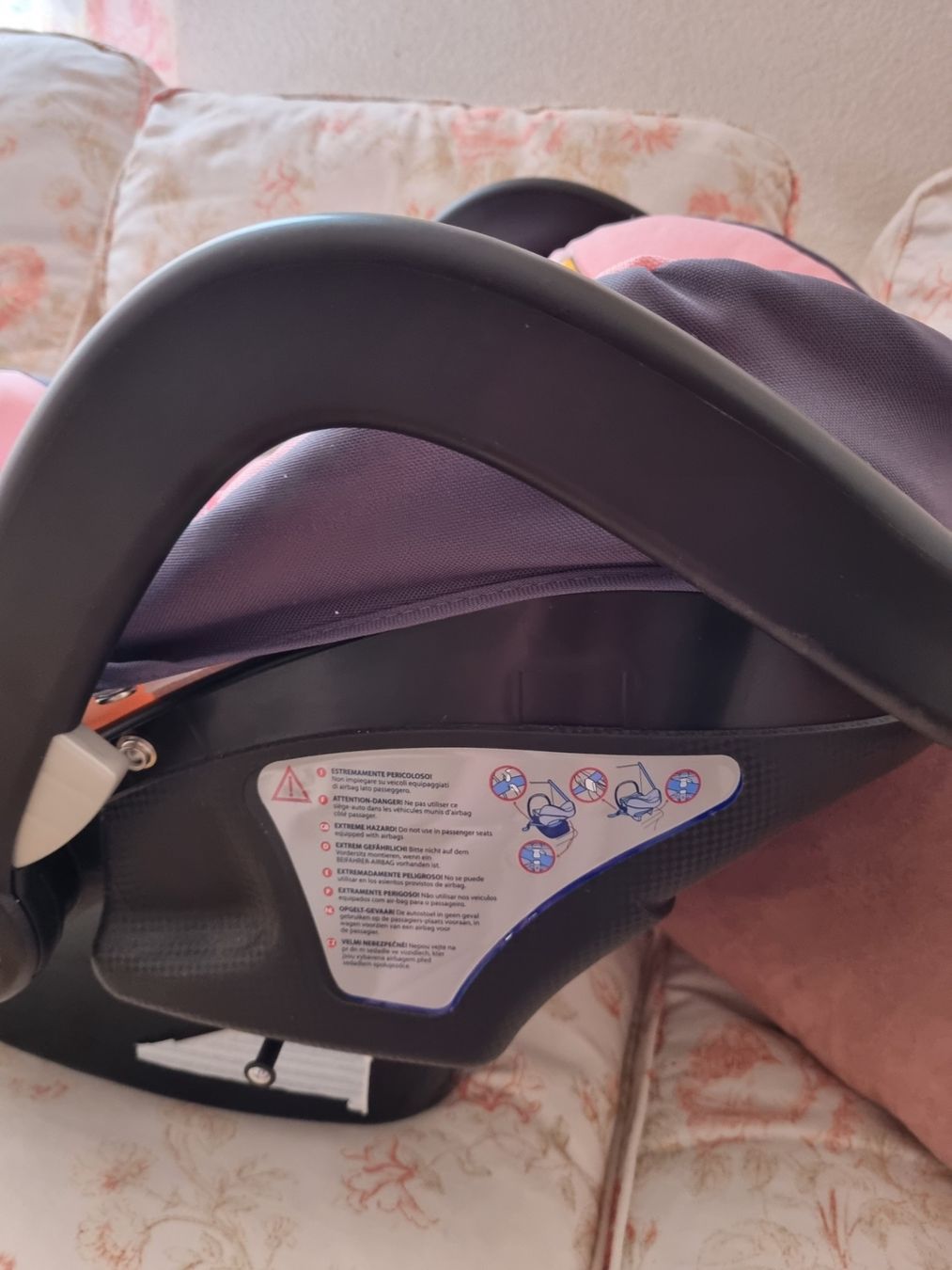 Chicco Seggiolini per auto: Chicco Siège auto bébé rose, neuf – Nuovo (secondo la descrizione) da Riddes venduto da pierre-a-facettes 1