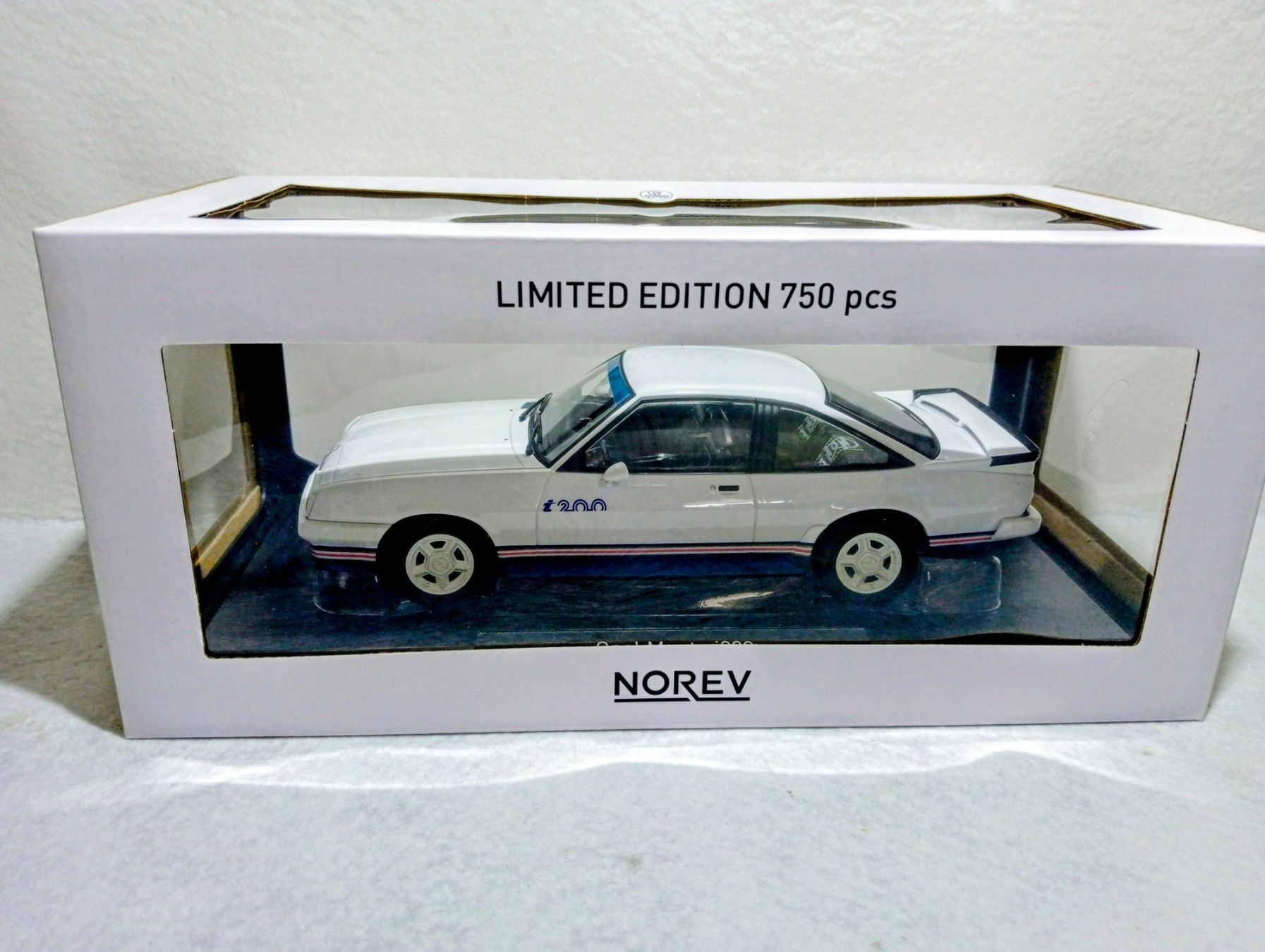 Opel Voitures modèles: Opel Manta i 2000 – Neuf (Voir description) à Huttwil par Secondtrain 4