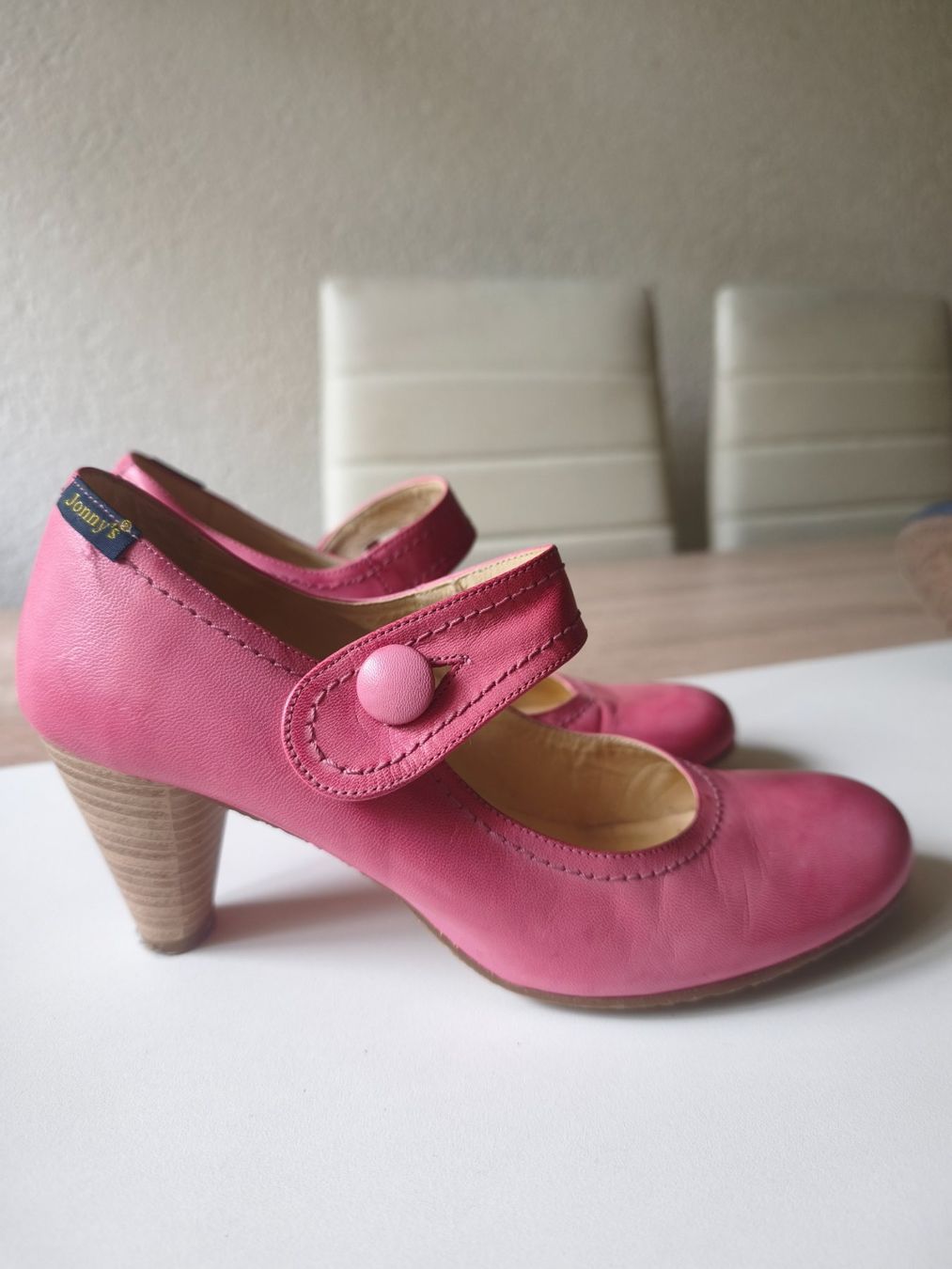 Scarpe da donna: ESCARPINS ROSE – Usato da Mervelier venduto da ZORHA