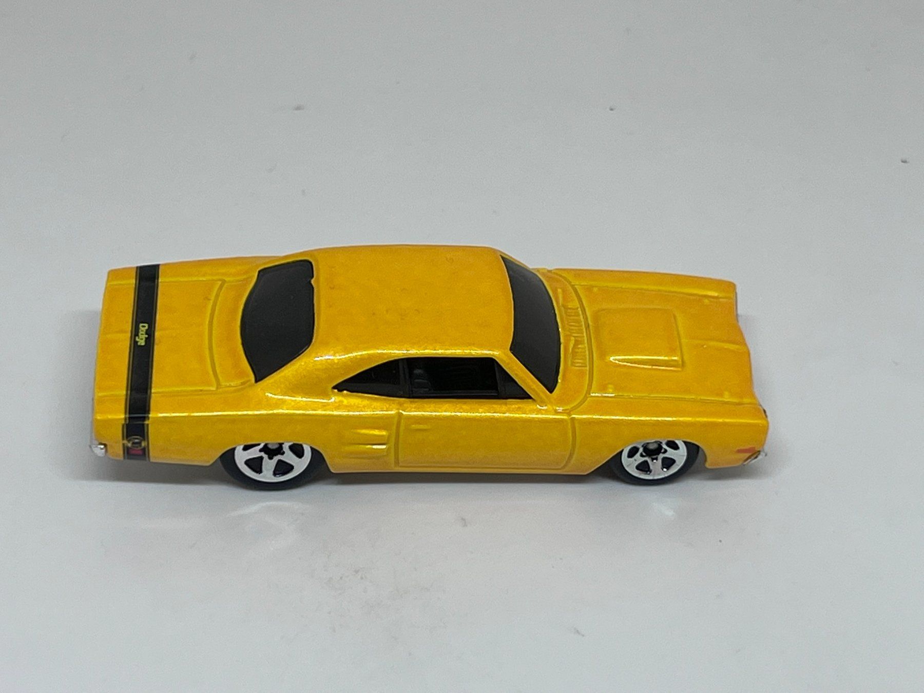 Hot Wheels Modellini d'auto: Hot Wheels '69 Dodge Coronet Super Bee – Nuovo (secondo la descrizione) da Wildegg venduto da LaaBoutique 1