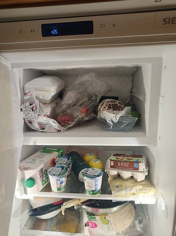 Frigoriferi: Frigo SIEMENS  – Usato da Pully venduto da chi_p2rq 1