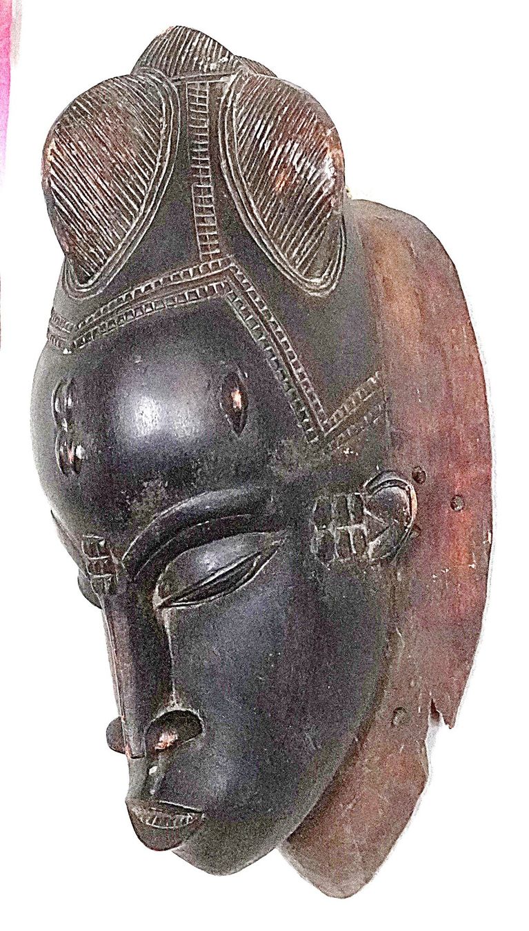 Arte internazionale: Baule Maske Elfenbeinküste gross – Usato da Baar venduto da 2cvbaar 1