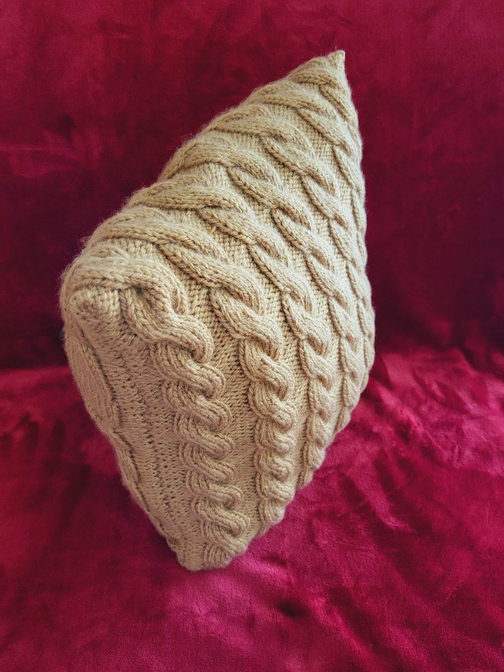 Cuscini: Kissen, handgestrickt – Usato da Waltenschwil venduto da creativeline 1
