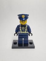 LEGO BAM early Middle 2023 Police female with Glasses
