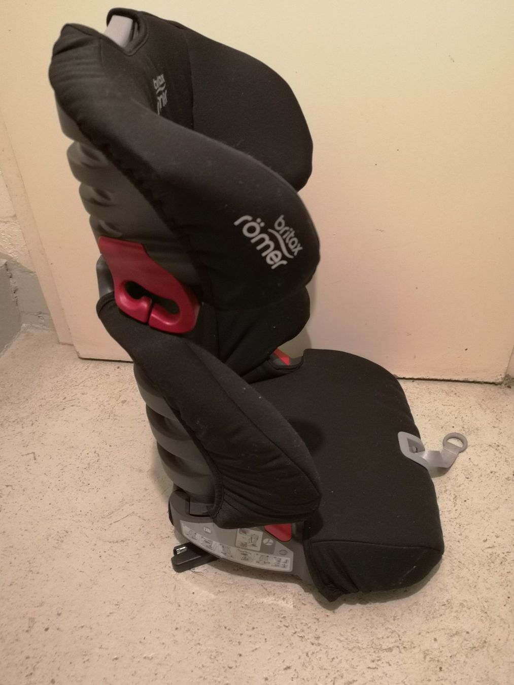 Britax Römer Seggiolini per auto: Britax Römer Autositz, Universal 15-36 kg, ISO-Fix – Usato da Grasswil venduto da tobias9891 1