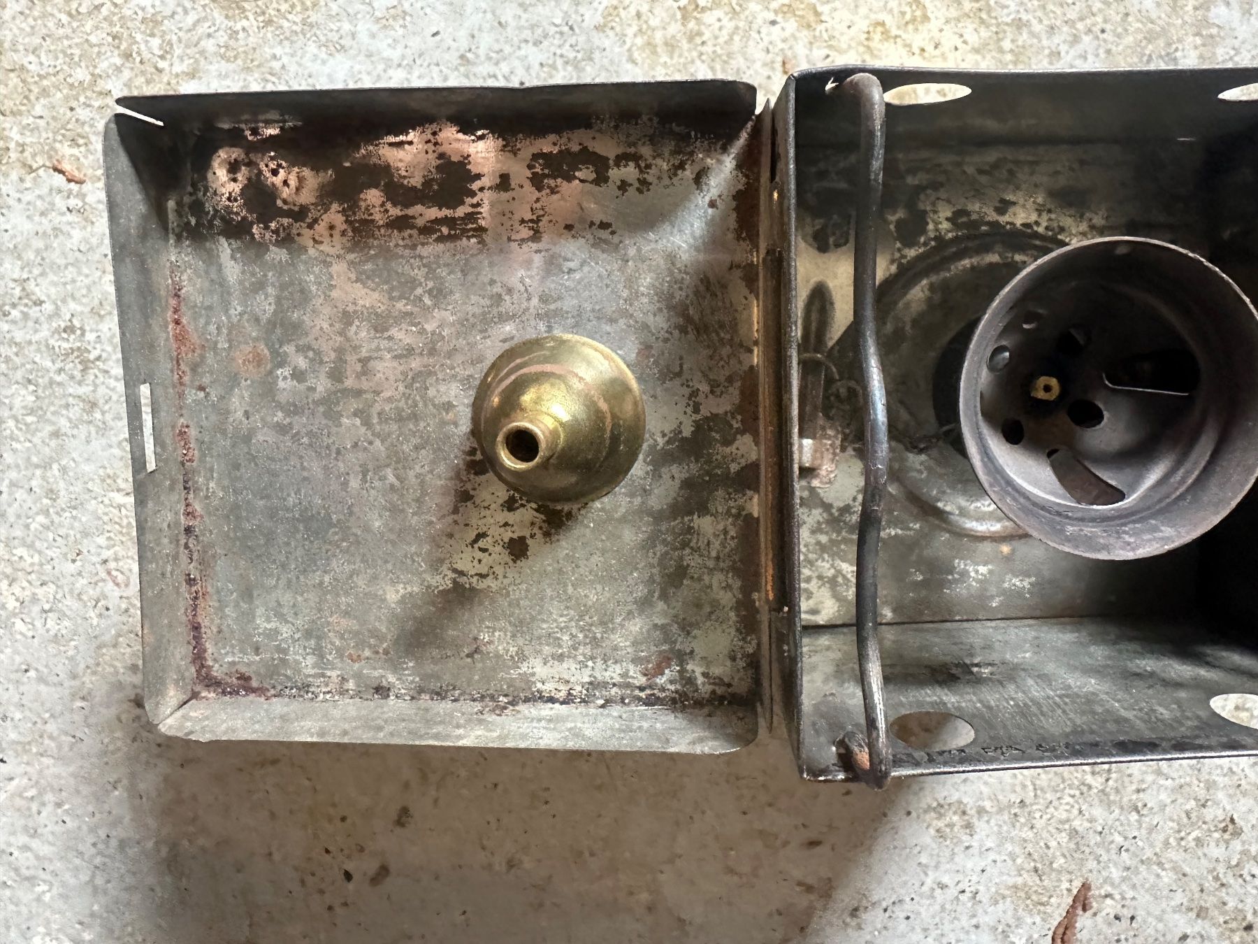 Elettrodomestici da cucina: Antiker Primus Kocher No.1 mit Box, Vintage Camping – Usato da Frauenfeld venduto da aluma14 6