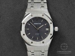 Audemars Piguet Royal Oak ref. 14790ST from 2002 razor sharp