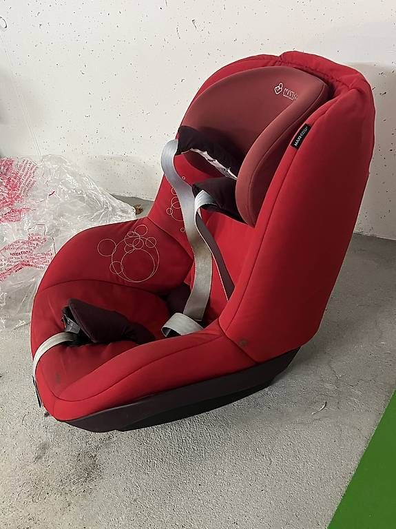 Seggiolini per auto: Maxi Cosi Auto Kindersitz  – Usato da Knonau venduto da Gysii 1