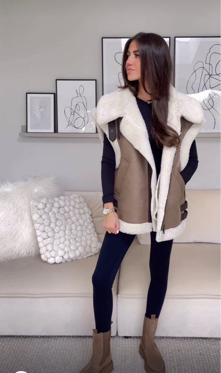 Gilet & Giacche senza maniche: Warm Aviator Shearling Vest for Winter – Nuovo e nell'imballaggio originale da Sattel venduto da Zlata1 2