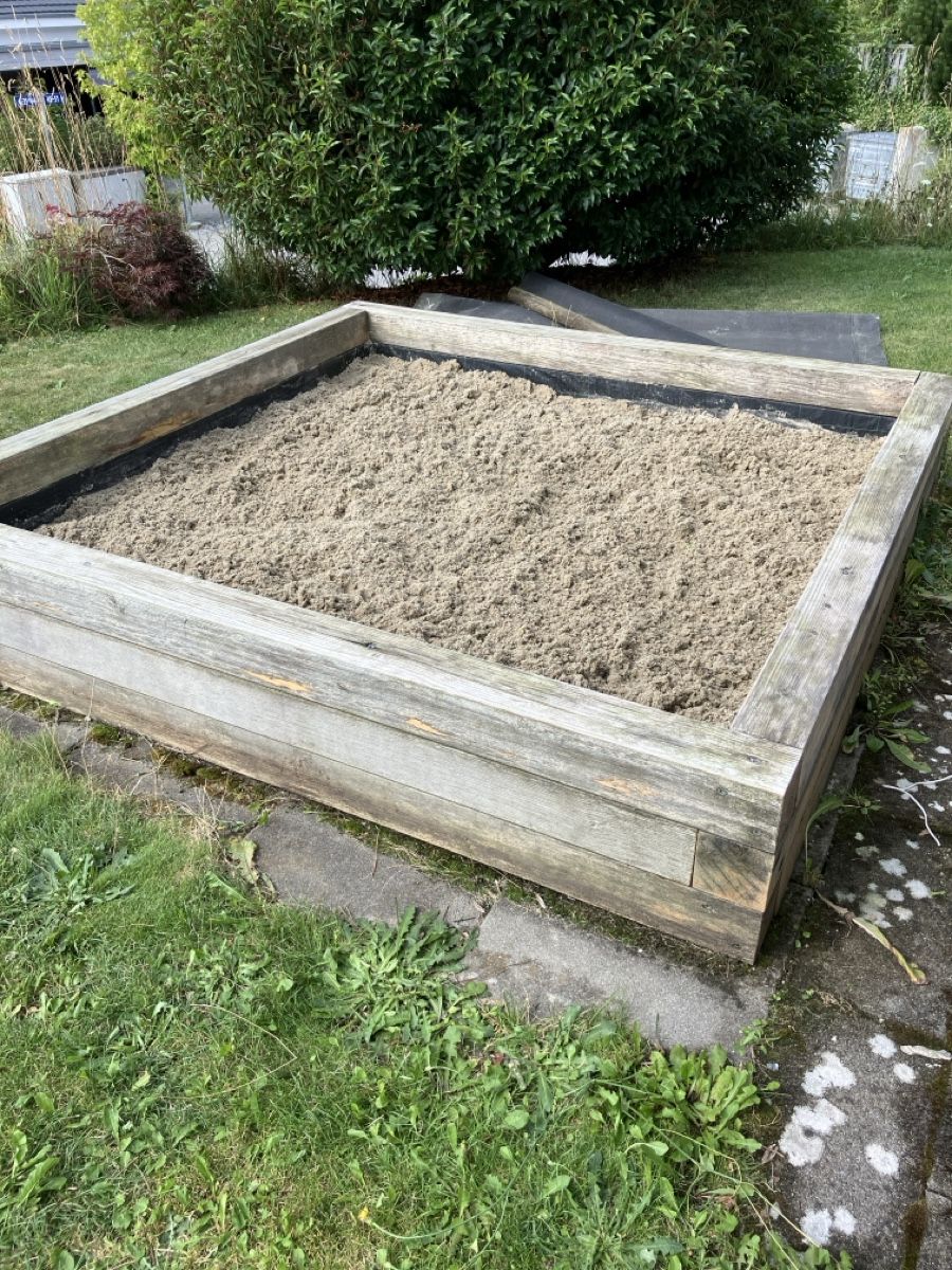 Sandkasten: Sandkasten massiv (Eigenbau) – Gebraucht aus Heitenried von rol_t5zp 3