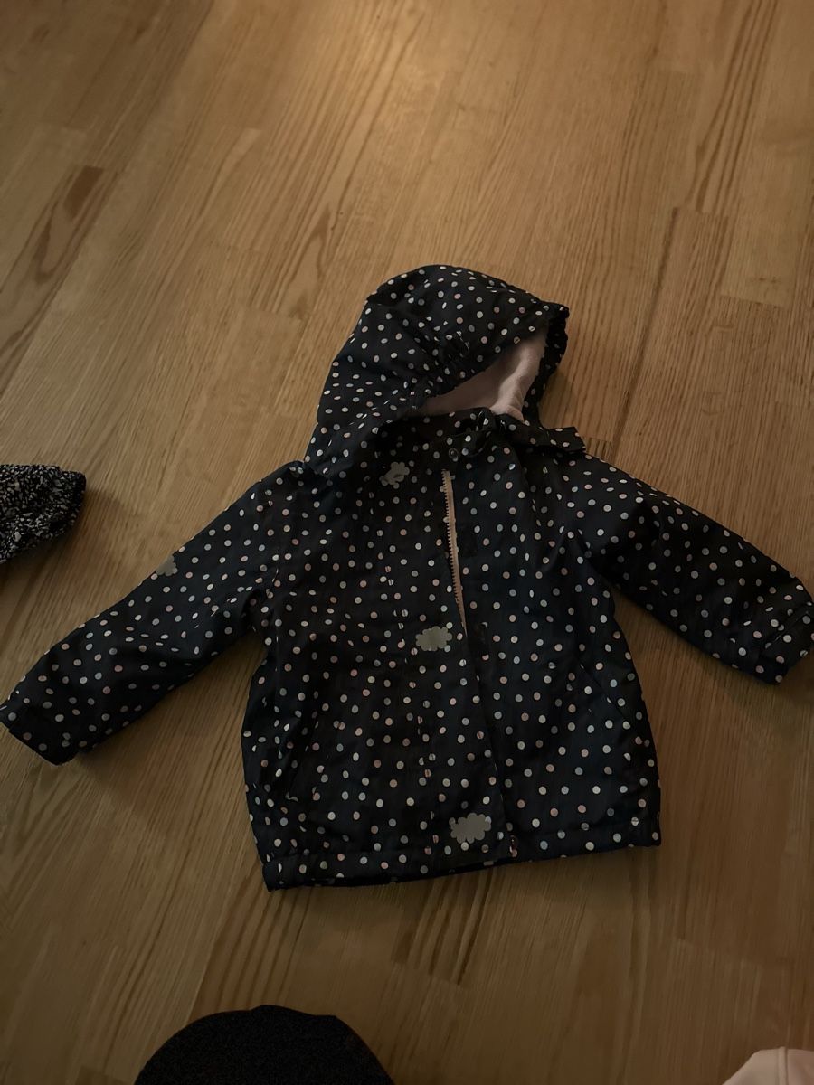 Tchibo Jacken & Mäntel: Tchibo Regenjacke mit Fleece Grösse 86/92 – Gebraucht aus Zürich von Essences 1