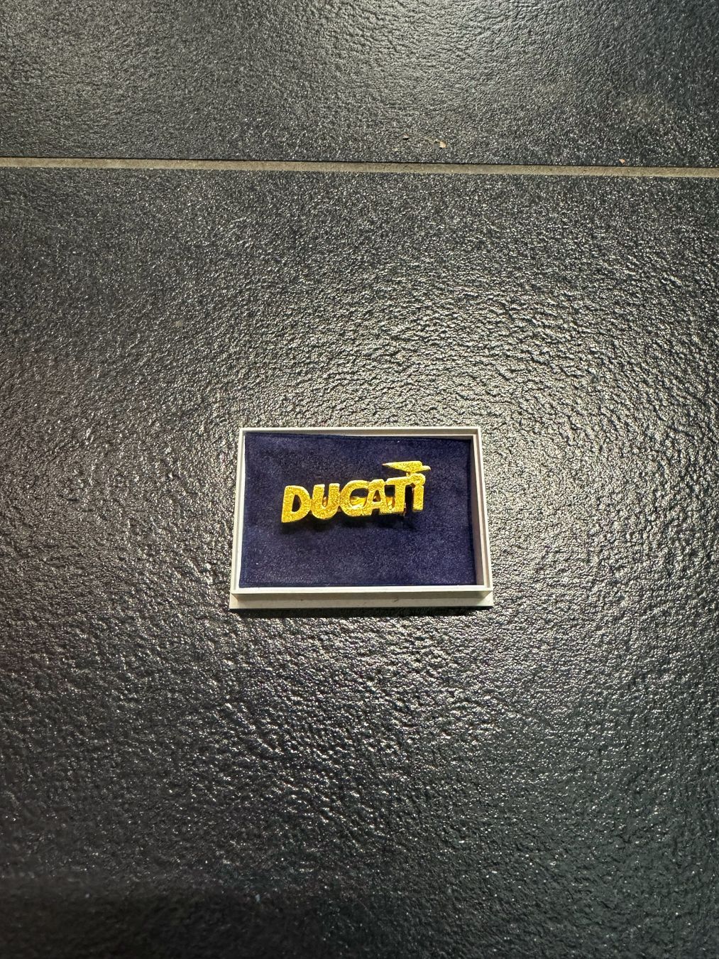 Spille & Fermagli: Ducati Anstecker – Nuovo (secondo la descrizione) da Schaenis venduto da Seliner_corse