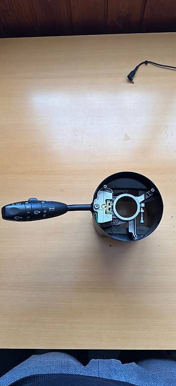 Tutti pezzi di ricambio auto: Commodo Mercedes classe A w169 – Usato da Montana venduto da SamF3300