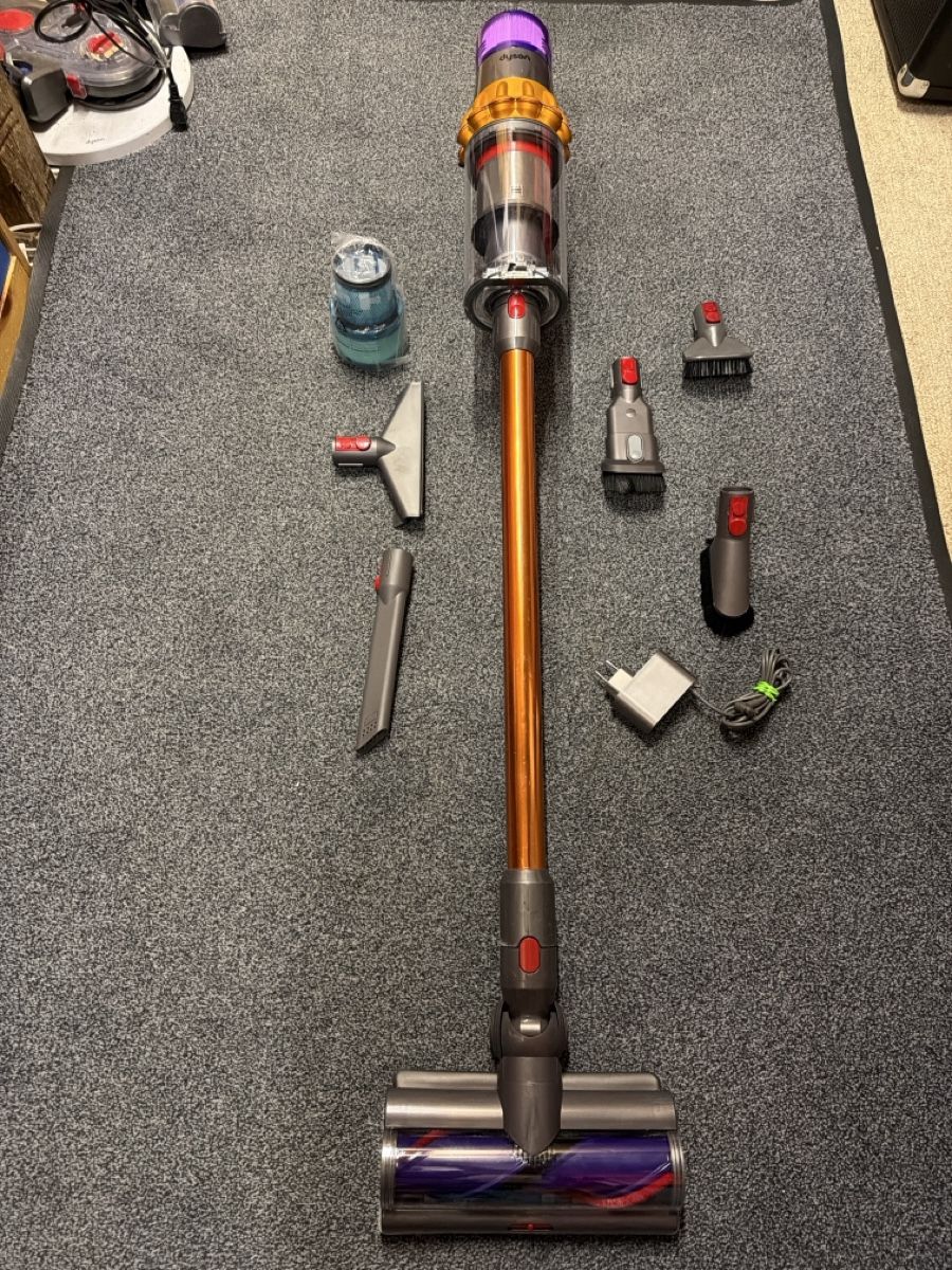 Dyson Aspirapolveri & Accessori: Dyson v15 Detect Absolute  – Usato da Landquart venduto da Nnf007