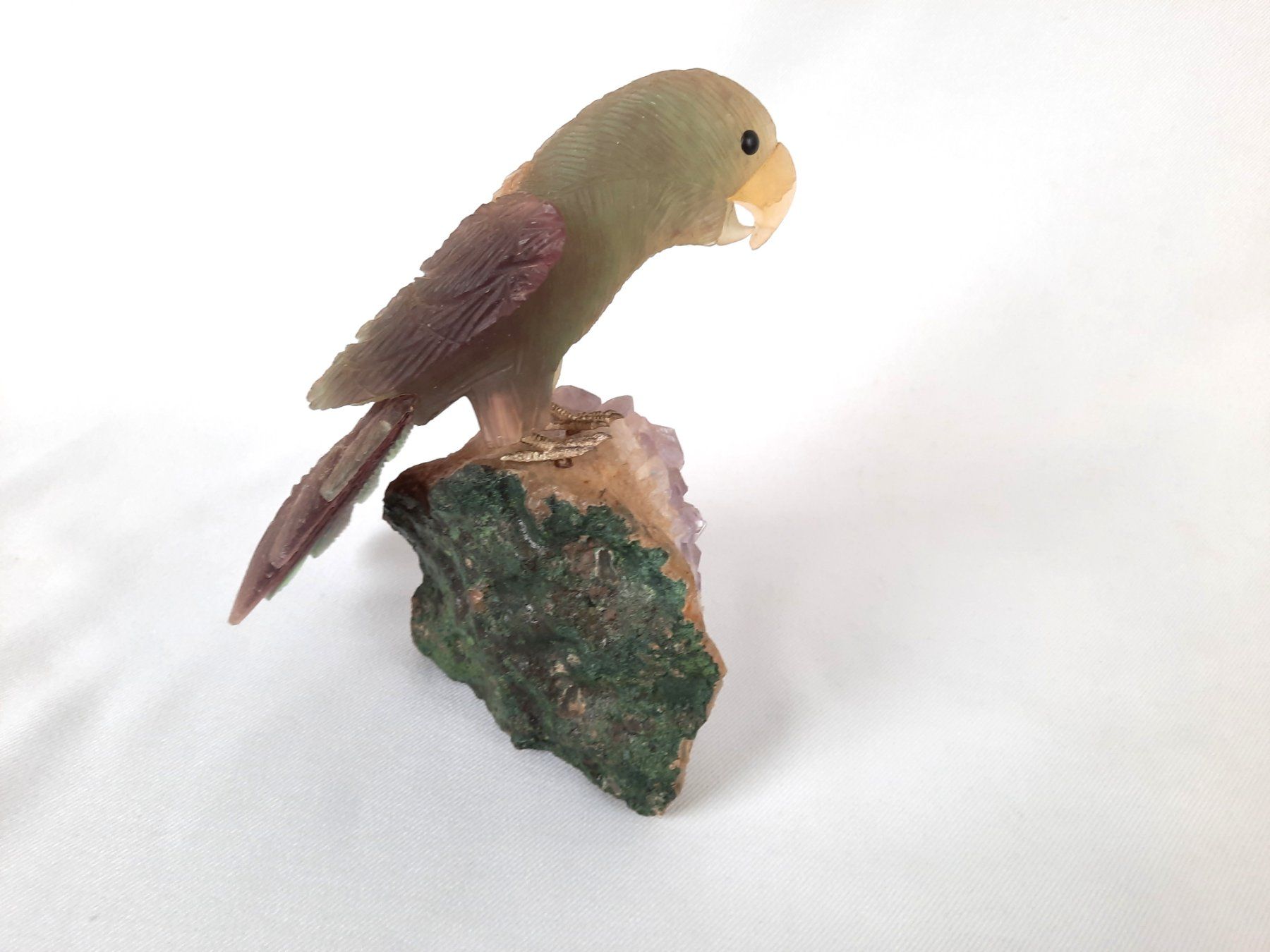 Minerali & Pietre curative: Papagei auf Amethyst-Cluster – Usato da Beinwil am See venduto da Restwert_Beinwil 6