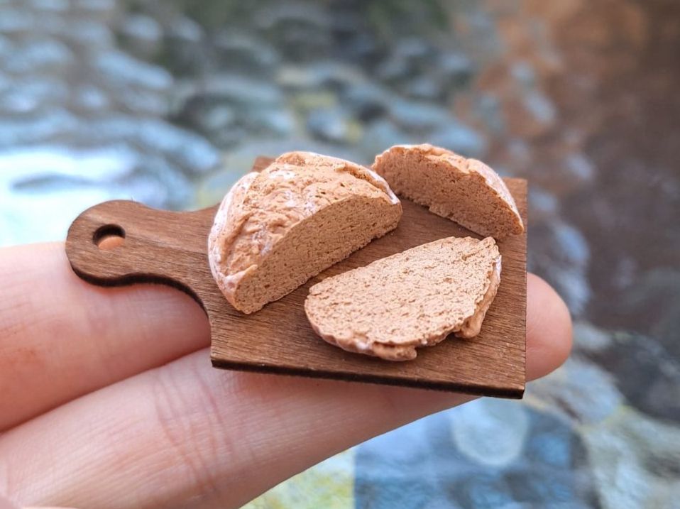 Case e mobili per bambole: Handmade Holzofen Brot – Nuovo (secondo la descrizione) da Zürich venduto da HandmadeTinyFood 3