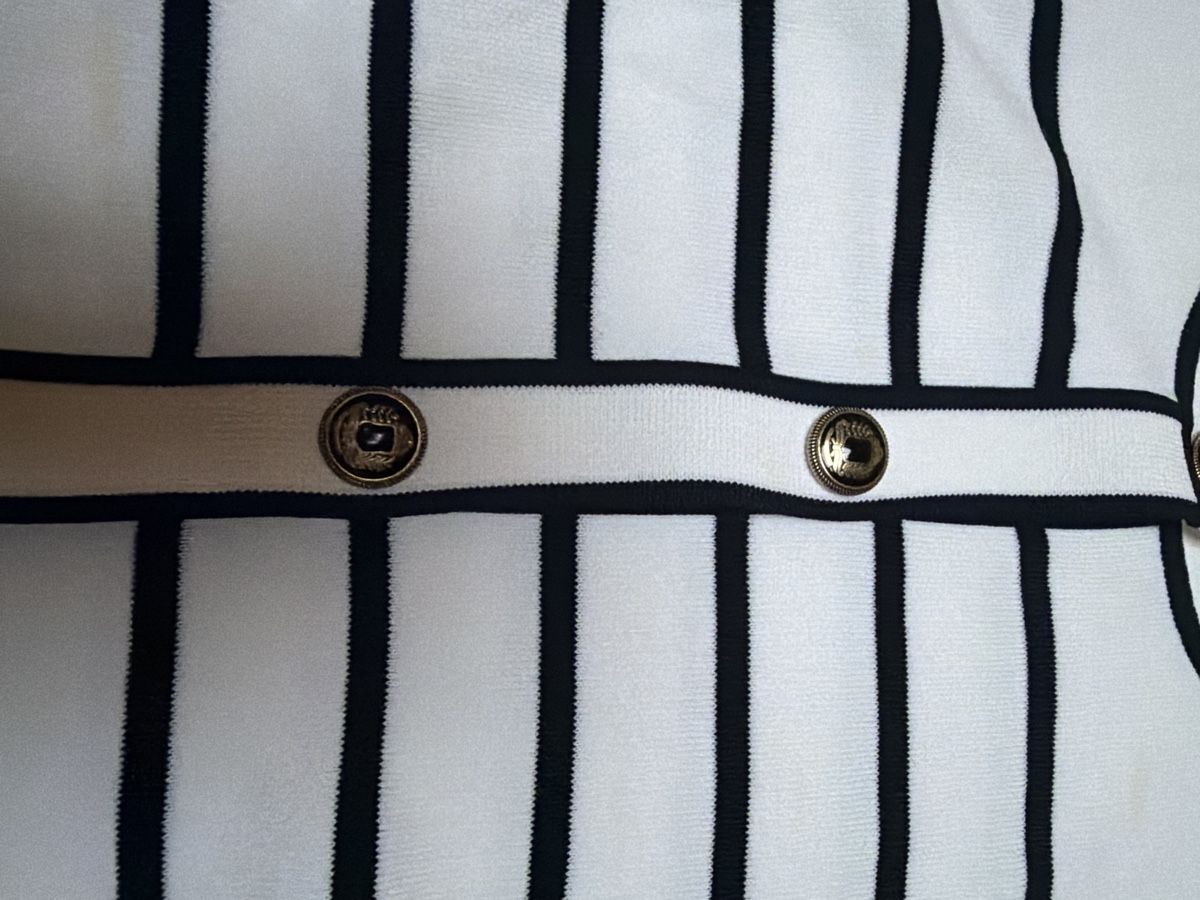 Massimo Dutti Pullover & Sweatshirts: Massimo Dutti  Strick-Kurzarmpullover  – Gebraucht aus Chur von Madeys 1