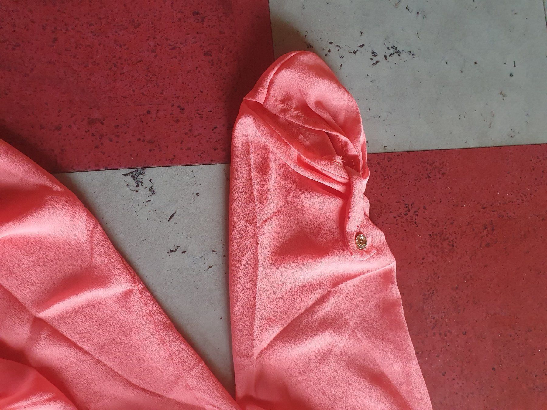 Camicette: Bluse – Usato da Moosseedorf venduto da Sonnenschein.. 2