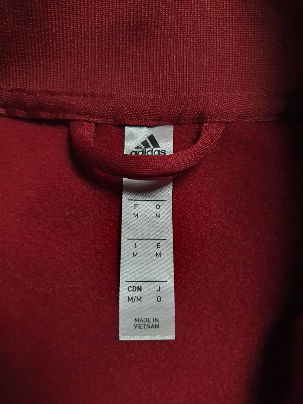 Adidas Giacche: Adidas 2020 Spanien Jacke Grösse M Neu – Nuovo (secondo la descrizione) da St. Gallen venduto da CaliSunshine 4