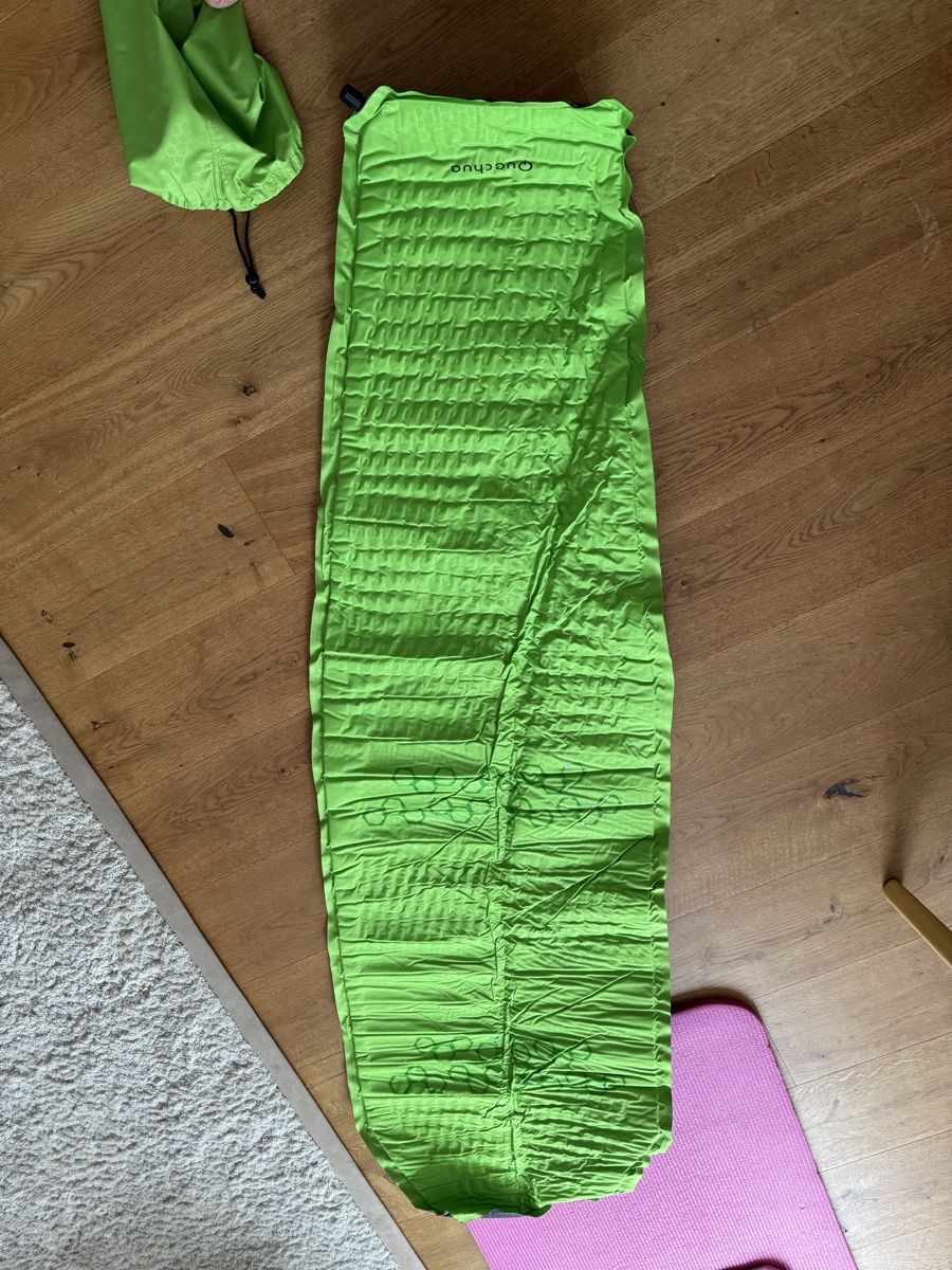 Decathlon Tappetini fitness: Campingmatte aufblarbar – Nuovo (secondo la descrizione) da Täuffelen venduto da Jat03