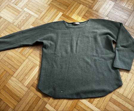 Damen Pullover in Olivgrün locker geschnitten guter Zustand