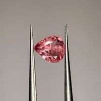 Ab 1 Fr. - 0.72 ct Turmalin Edelstein aus Afghanistan