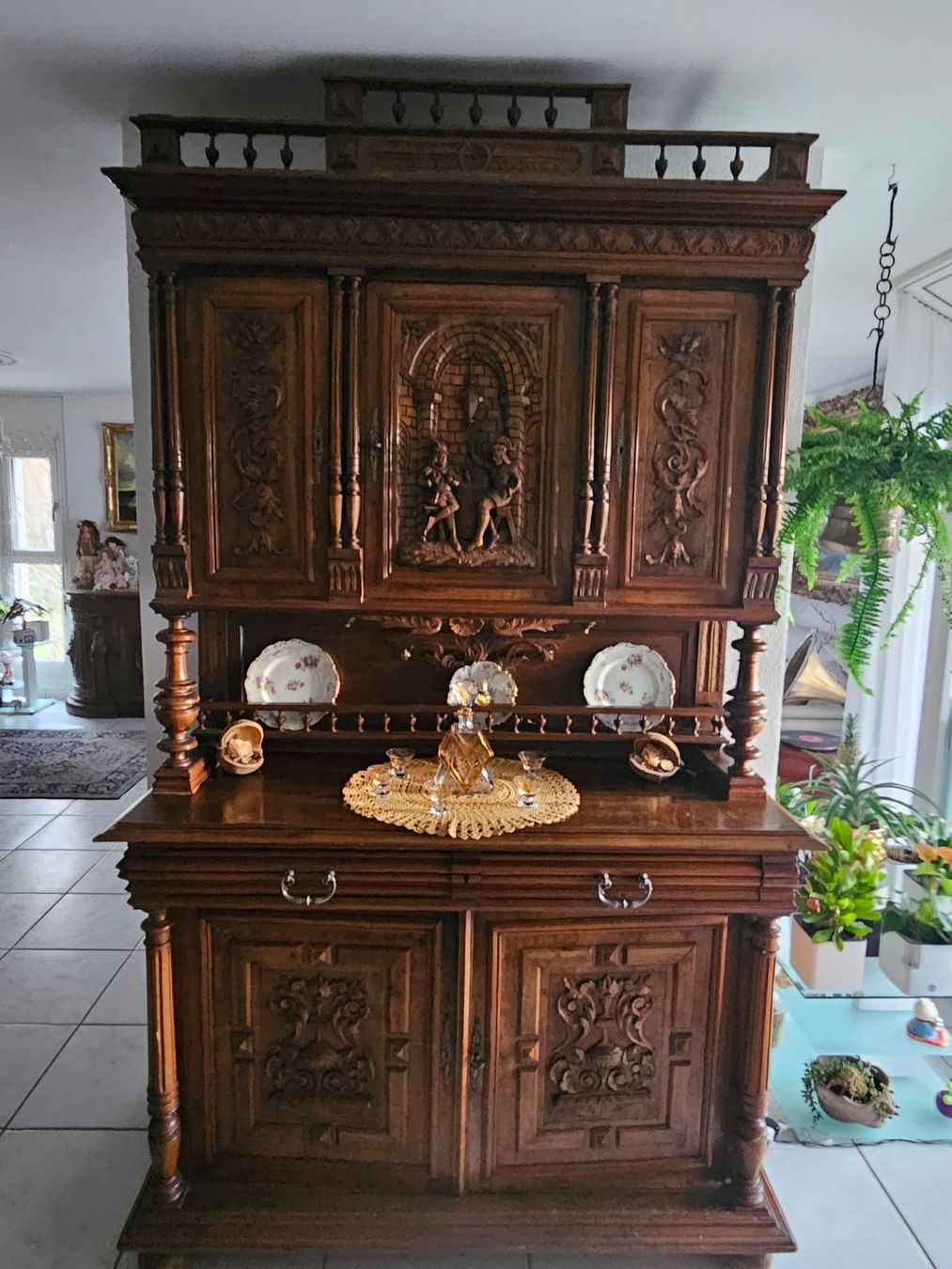 Credenze: antikes Esszimmer a.e.  Thurgauer Patrizierhaus – Usato da Unterkulm venduto da Beljasch