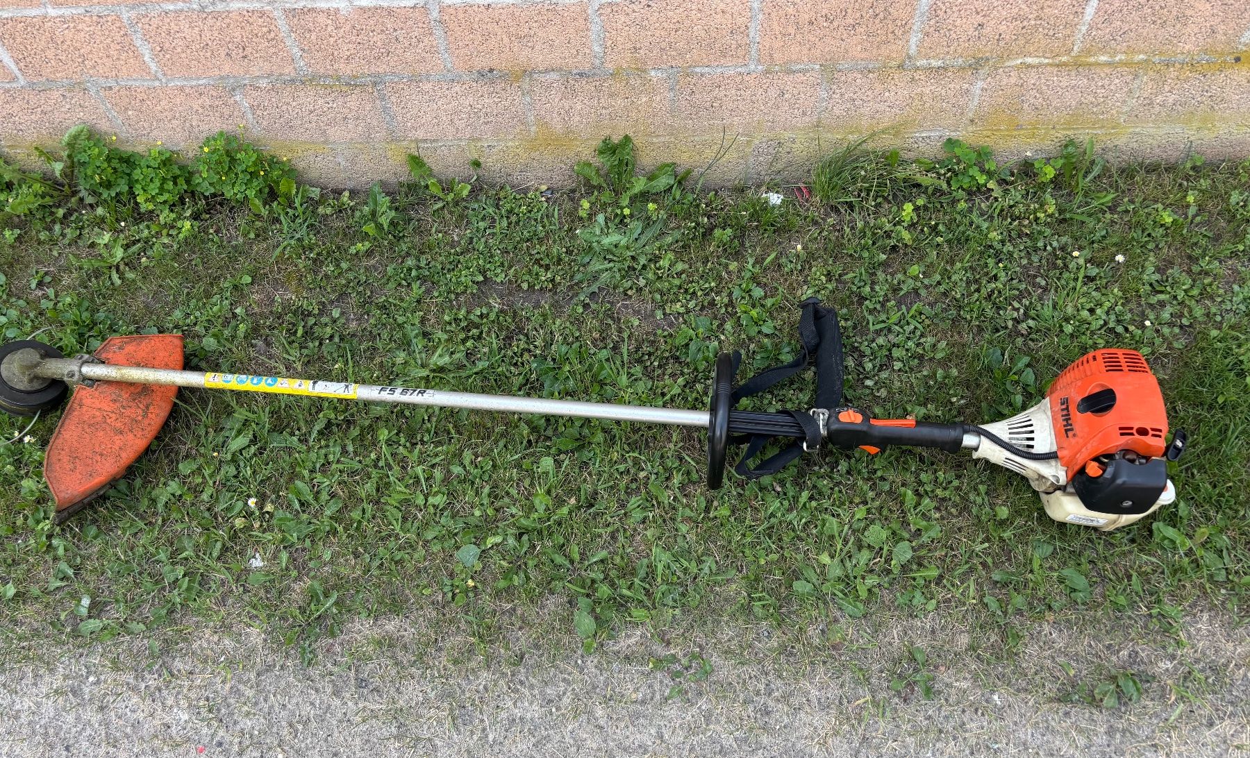 Stihl Tagliaerba: Rasentrimmer Stihl Fs 87 R – Usato da Grono venduto da Alpina6537 2