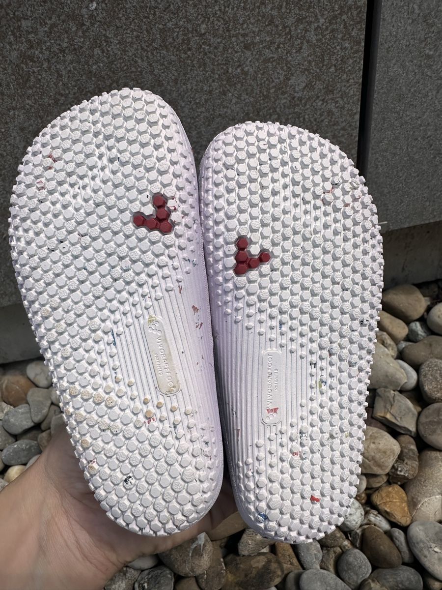 Vivobarefoot Schuhe für Jungen: Vivobarefoot Grösse 22 – Neu (gemäss Beschreibung) aus Winterthur von Joyzora94 2