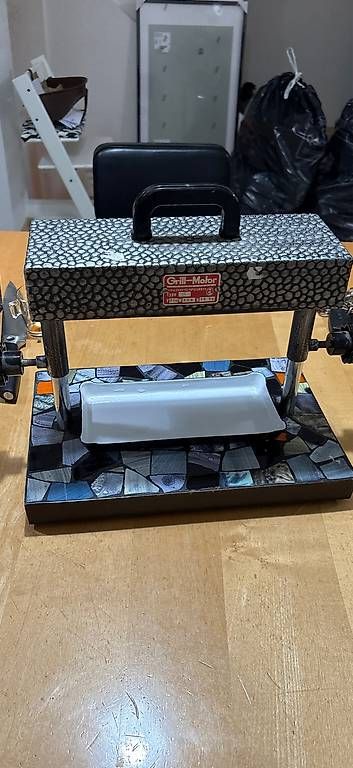 Elettrodomestici da cucina: Four à raclette David Sion – Usato da La Croix-de-Rozon venduto da tun_sl7n