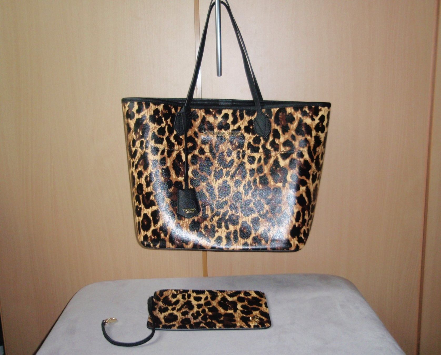 Borse da donna: Vicorias Secret Ledertasche /Shopper – Usato da Basel venduto da Birs868 3