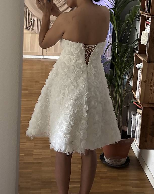 Robes: Robe de mariée  – D'occasion à Vevey par nis_nj5p 1
