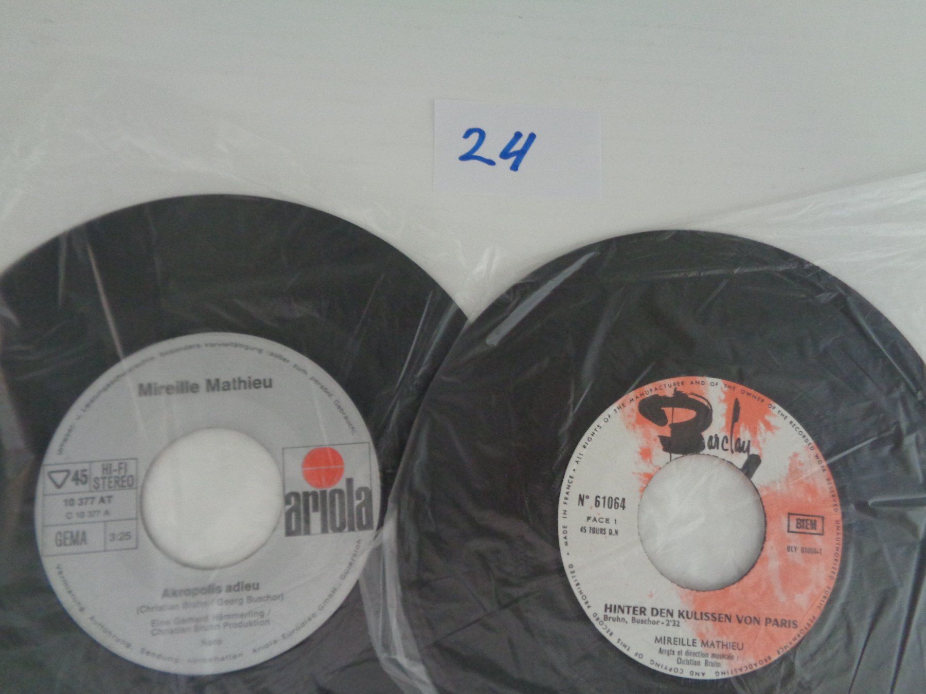Dischi in vinile: 11 Vinyl Singles -2x M. Mathieu - 4x Adamo - 5x Mary Roos – Usato da Chur venduto da omonia