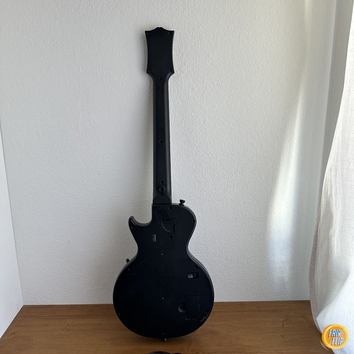 Giochi: PS3 Guitar Hero Controller Gibson Les Paul mit Dongle – Usato da Luzern venduto da fairflip 3