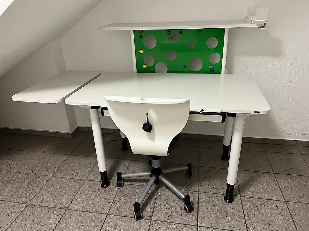 Scrivanie: Orgoo Kinderschreibtisch weiss – Usato da Lohn-Ammannsegg venduto da Tkiener 2