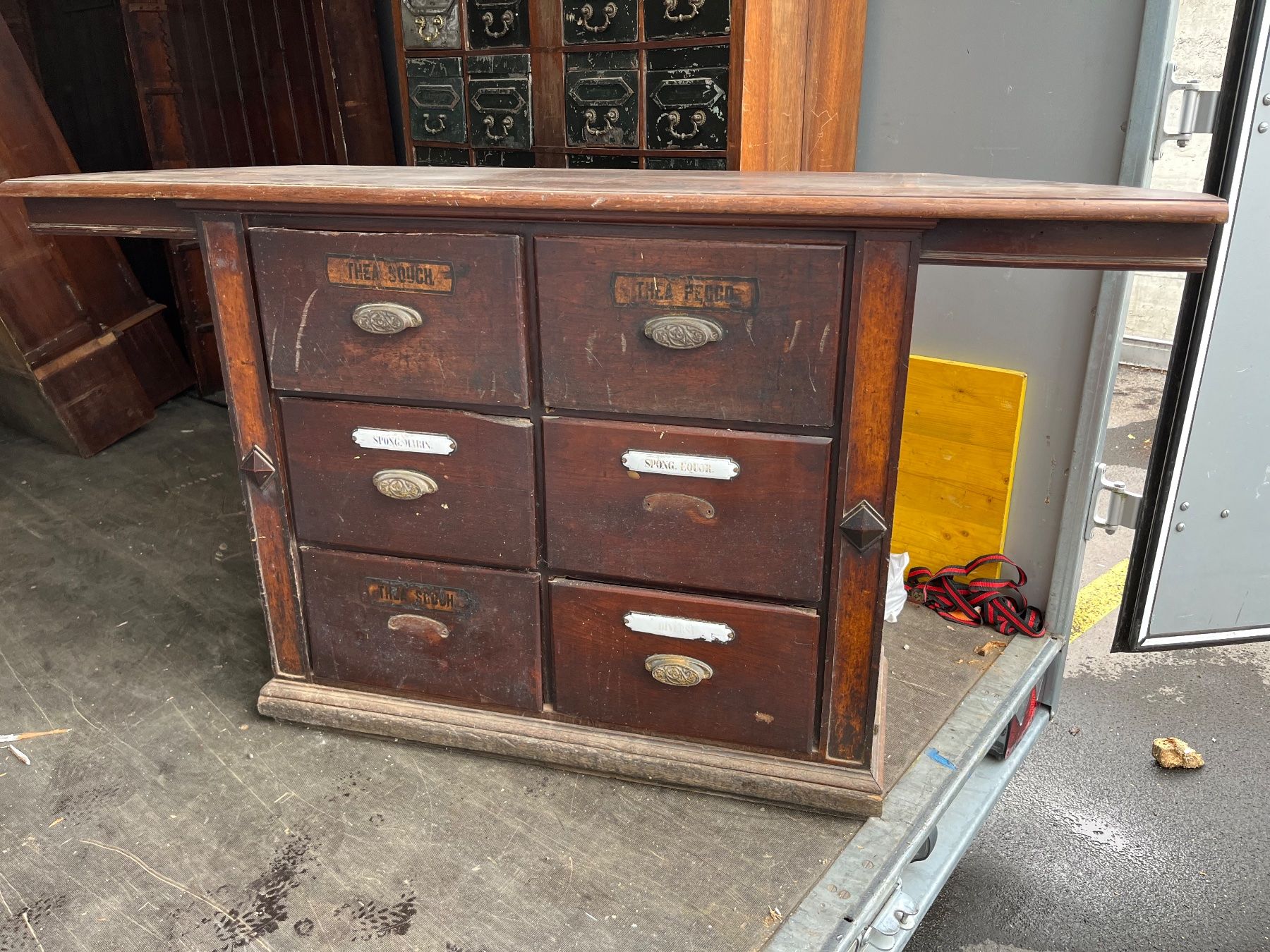 Cassettiere: Antikes Apotheker-Möbel, mit Schubladen, Leipzig 1880 – Usato da Buchs ZH venduto da JPK7