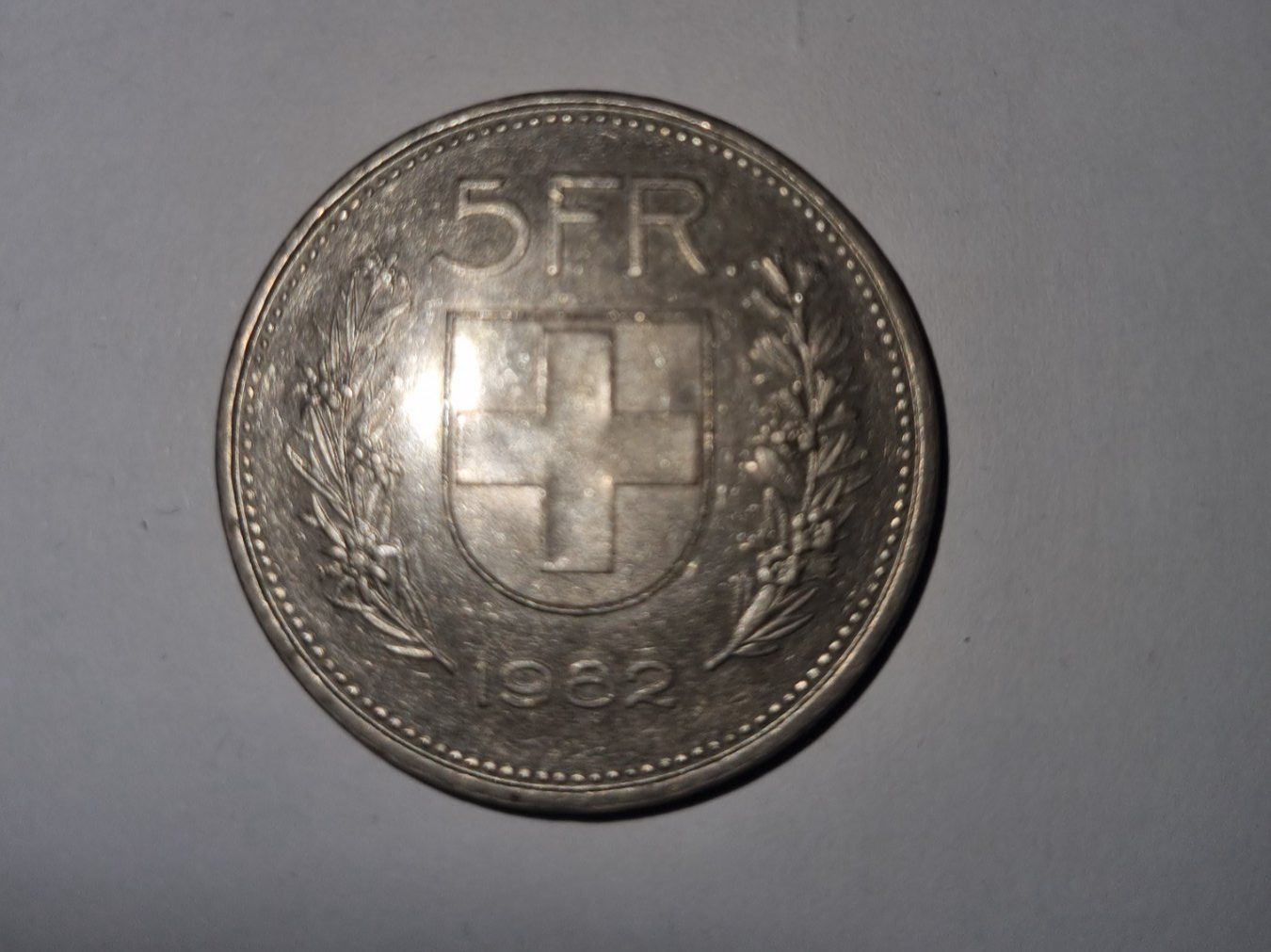 Toutes les monnaies: Pièce de 5 francs Suisse de 1982. – D'occasion à Saicourt par FWNC