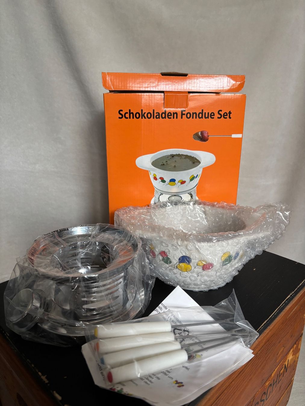 Elettrodomestici da cucina: Schokoladen Fondue Set – Nuovo (secondo la descrizione) da Ipsach venduto da DealDepot.01