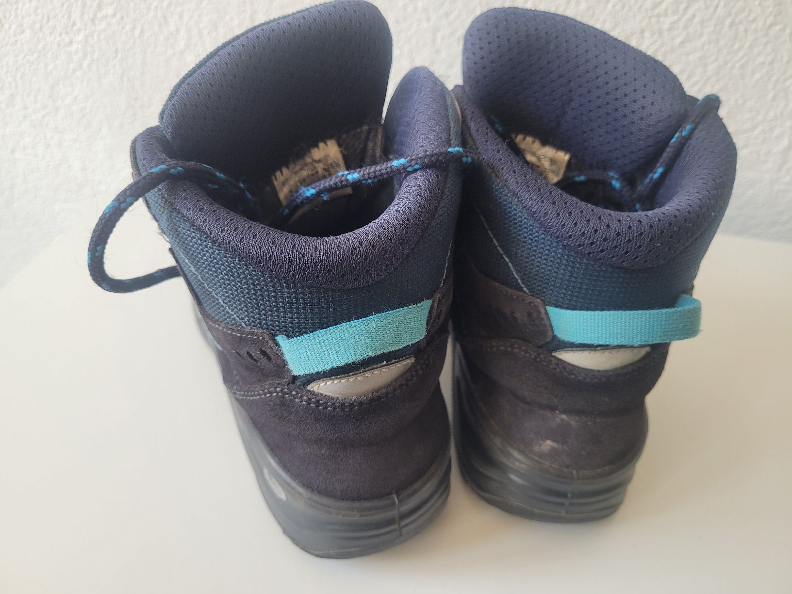 Lowa Scarpe per ragazzi: Wanderschuhe Lowa Gr 37n – Usato da Winterthur venduto da pajk12 2