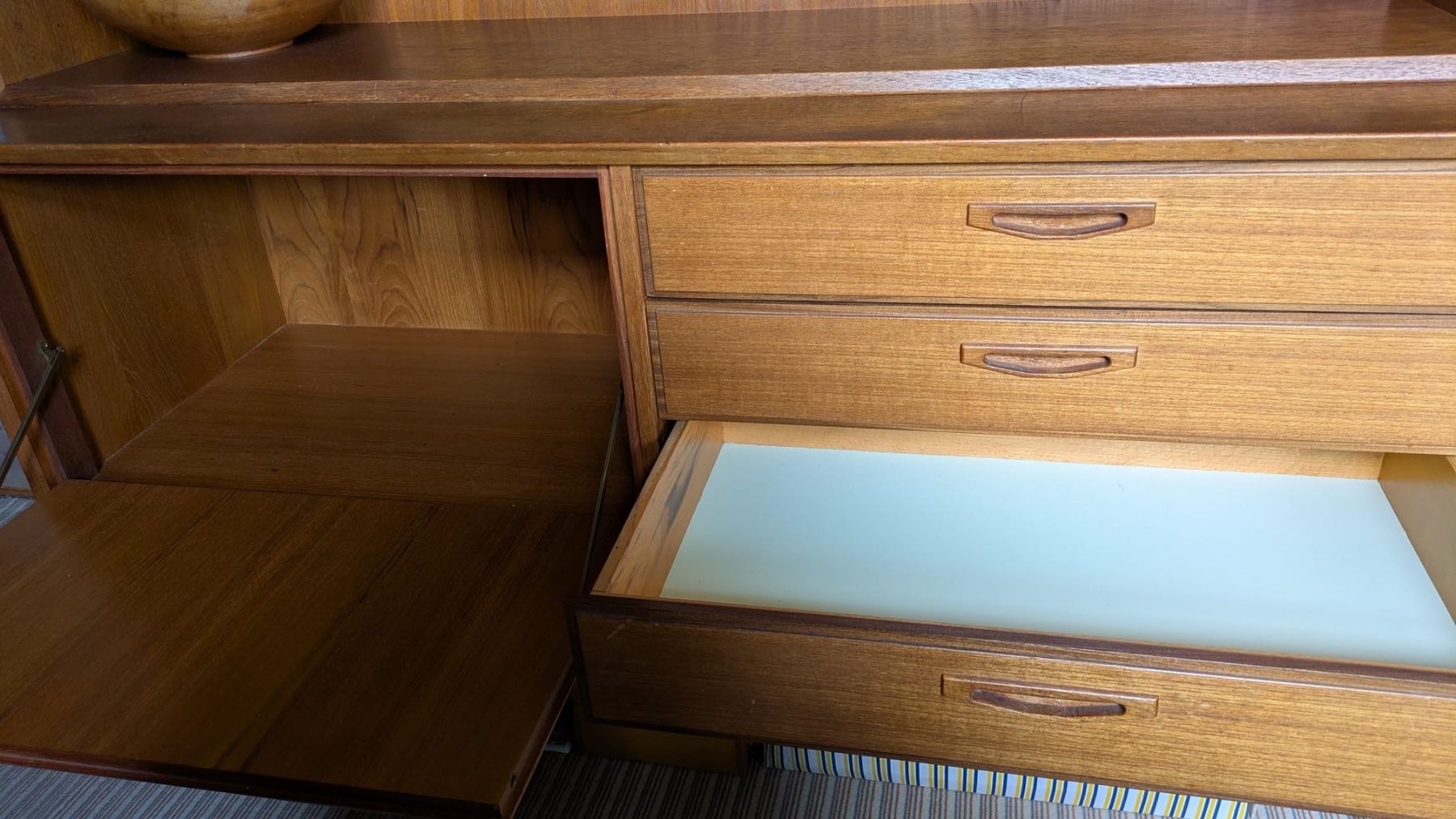 Buffets: Buffet en teck – D'occasion à Denges par rdd_2nts 2
