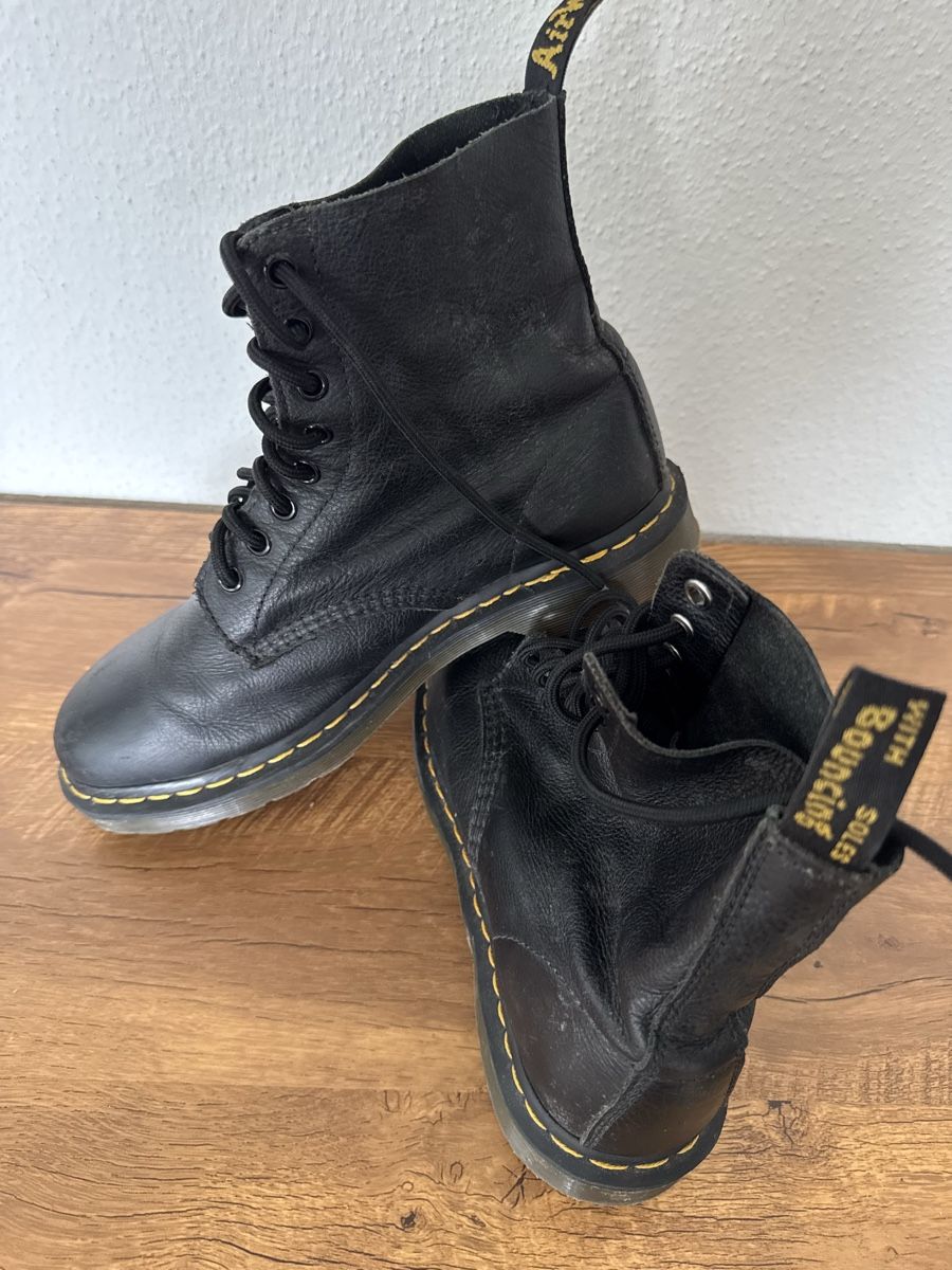 Dr. Martens Damenschuhe: Dr. Martens 1460 Pascal, bottes en cuir noir, taille 41 – Gebraucht aus Brügg BE von Goob 5