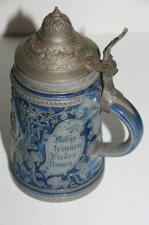 Verres: 1 alter Bierkrug mit Deckel – D'occasion à Bubendorf par Mia111 1