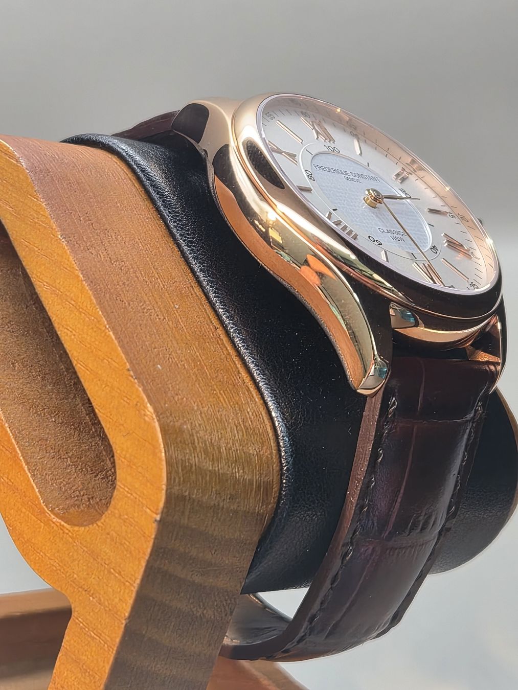 Frederique Constant Orologi: Frederique Constant Classics HSW Horological Smartwatch – Usato da Safenwil venduto da AL-Watches 3
