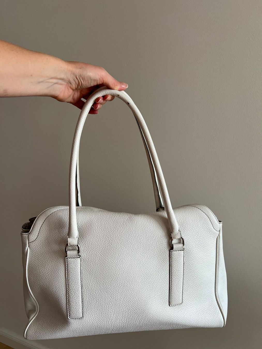 Borse da donna: Leder Tasche, gross – Usato da Wallisellen venduto da kar_6vlq 2