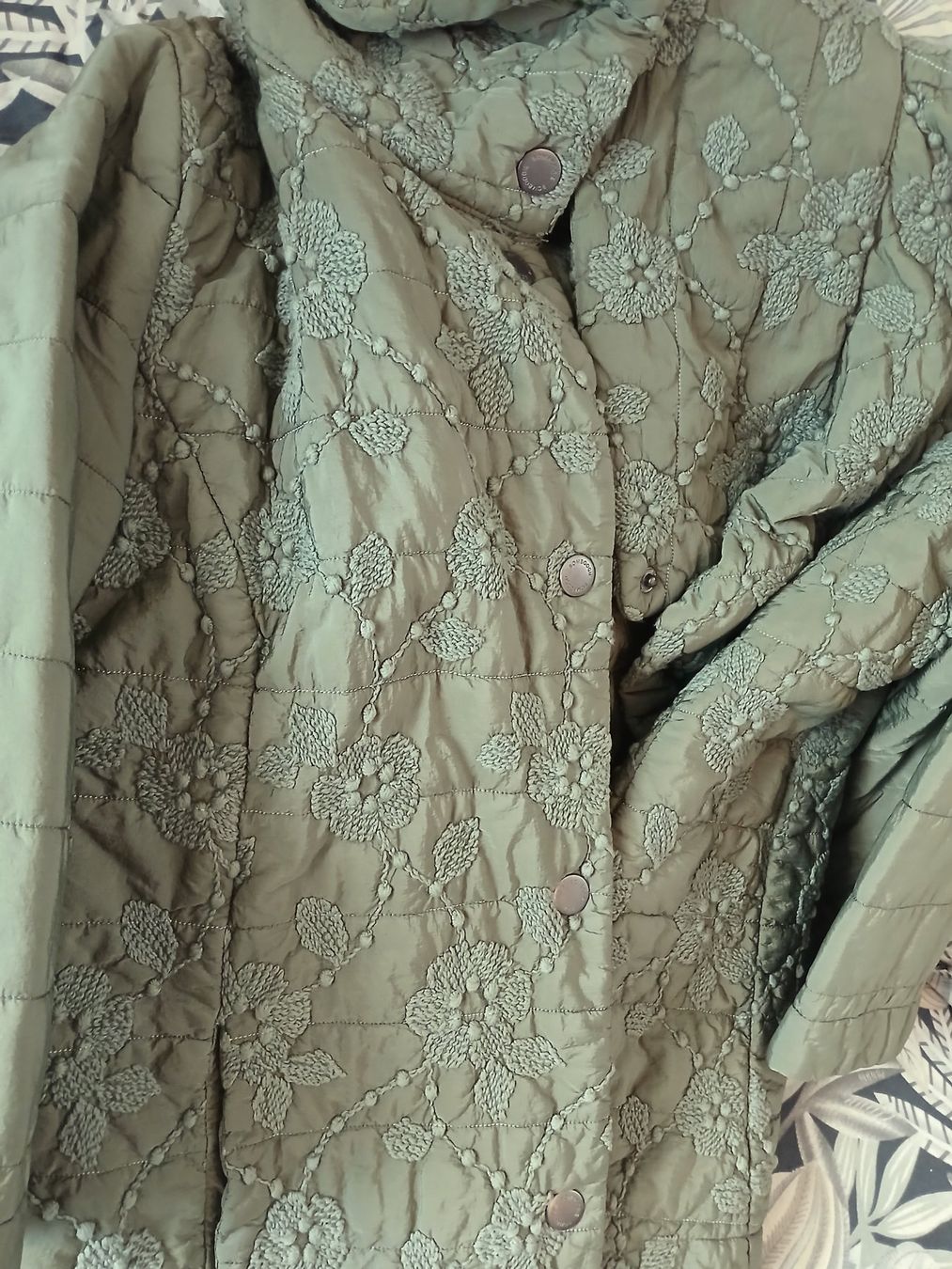 Giacche: Schöne Jacke, Gr. ca.L – Nuovo (secondo la descrizione) da Luzern venduto da Tavolna 5