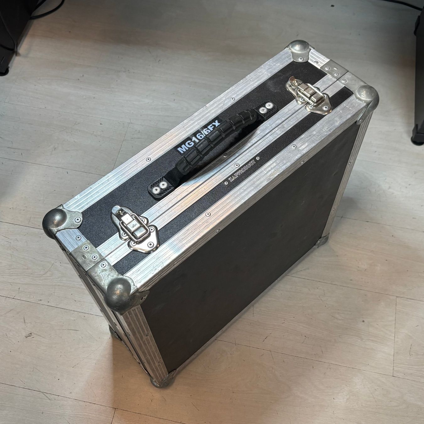 Yamaha Mischpulte: YAMAHA MG16/6FX à vendre – Gebraucht aus Genève von Beeno01 8