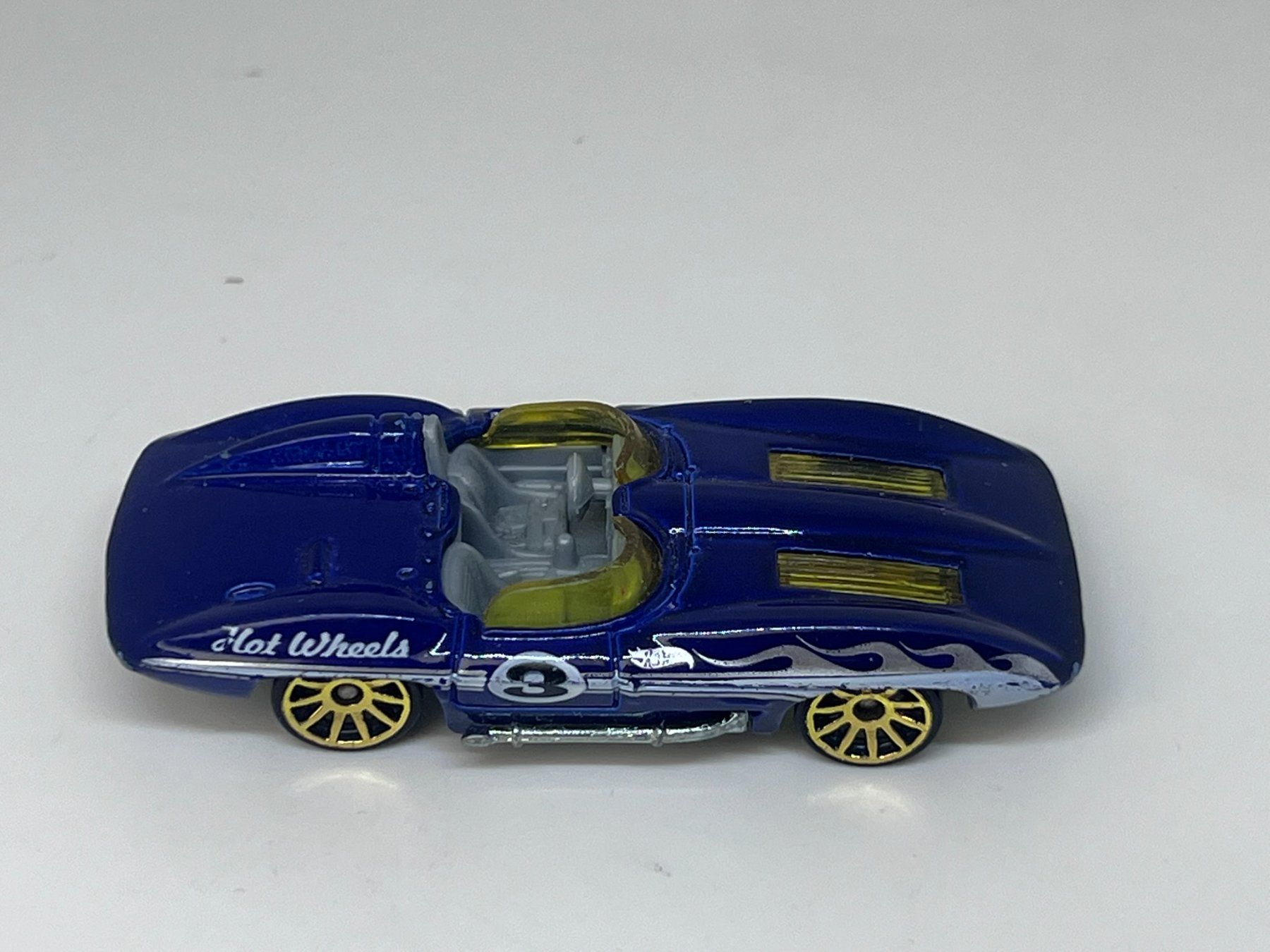 Hot Wheels Modellautos: Hot Wheels Corvette Stingray #439 – Gebraucht aus Wildegg von LaaBoutique 1