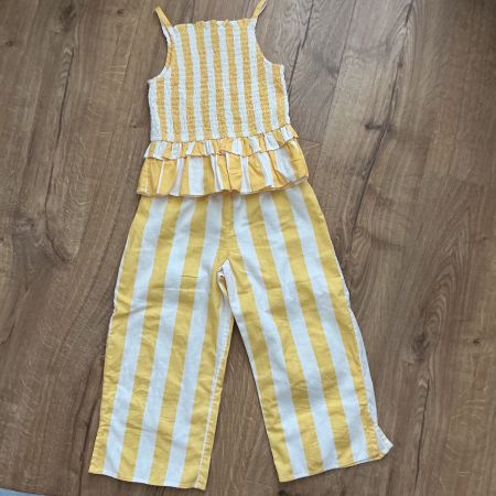 Girl top & trousers set 4-5Yrs 110cm