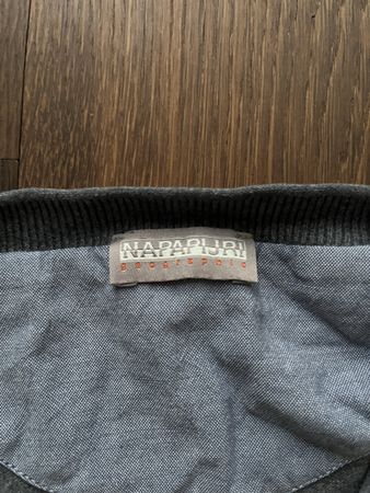 Napapijri Pullover V-Ausschnitt Grau Gr M - Perfekt für den 